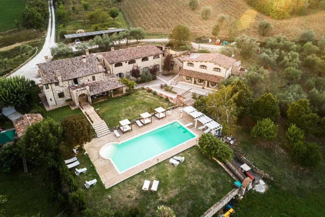 Residenza Collefiorito Aparthotel Todi Exterior foto