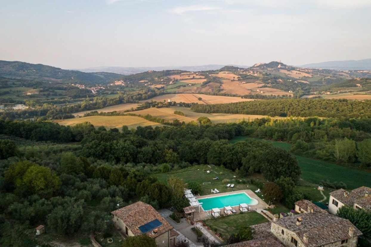 Residenza Collefiorito Aparthotel Todi Exterior foto