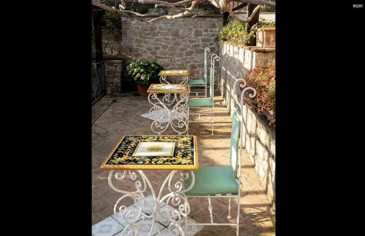 Residenza Collefiorito Aparthotel Todi Exterior foto