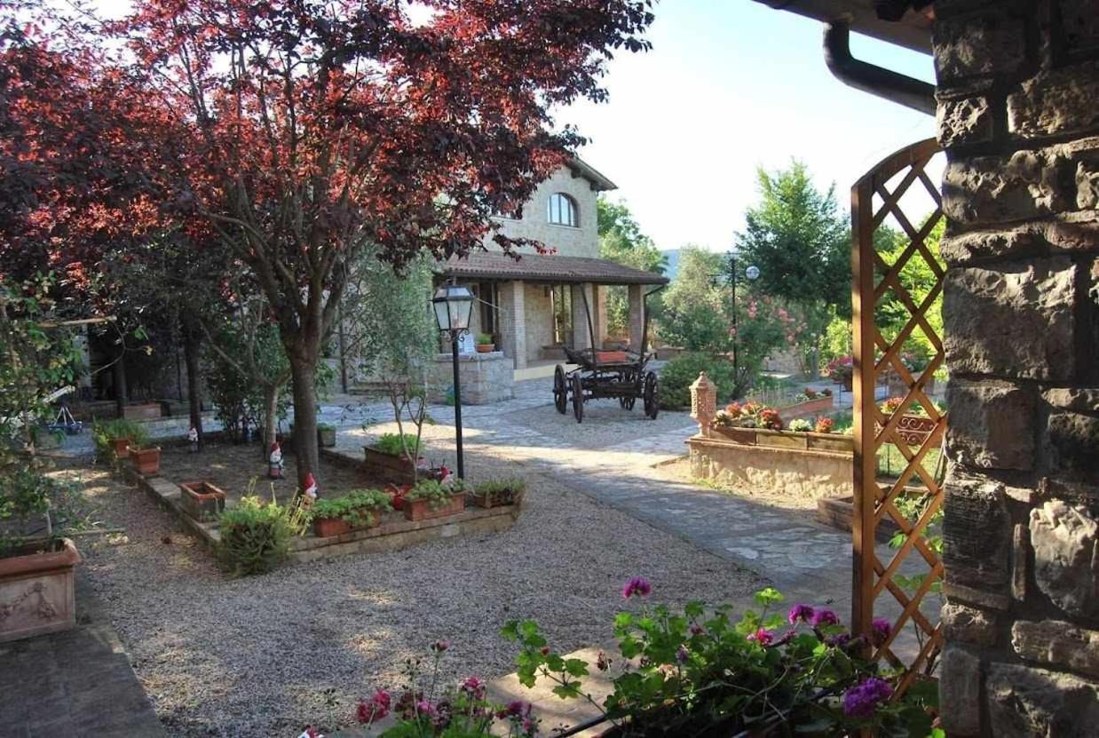 Residenza Collefiorito Aparthotel Todi Exterior foto