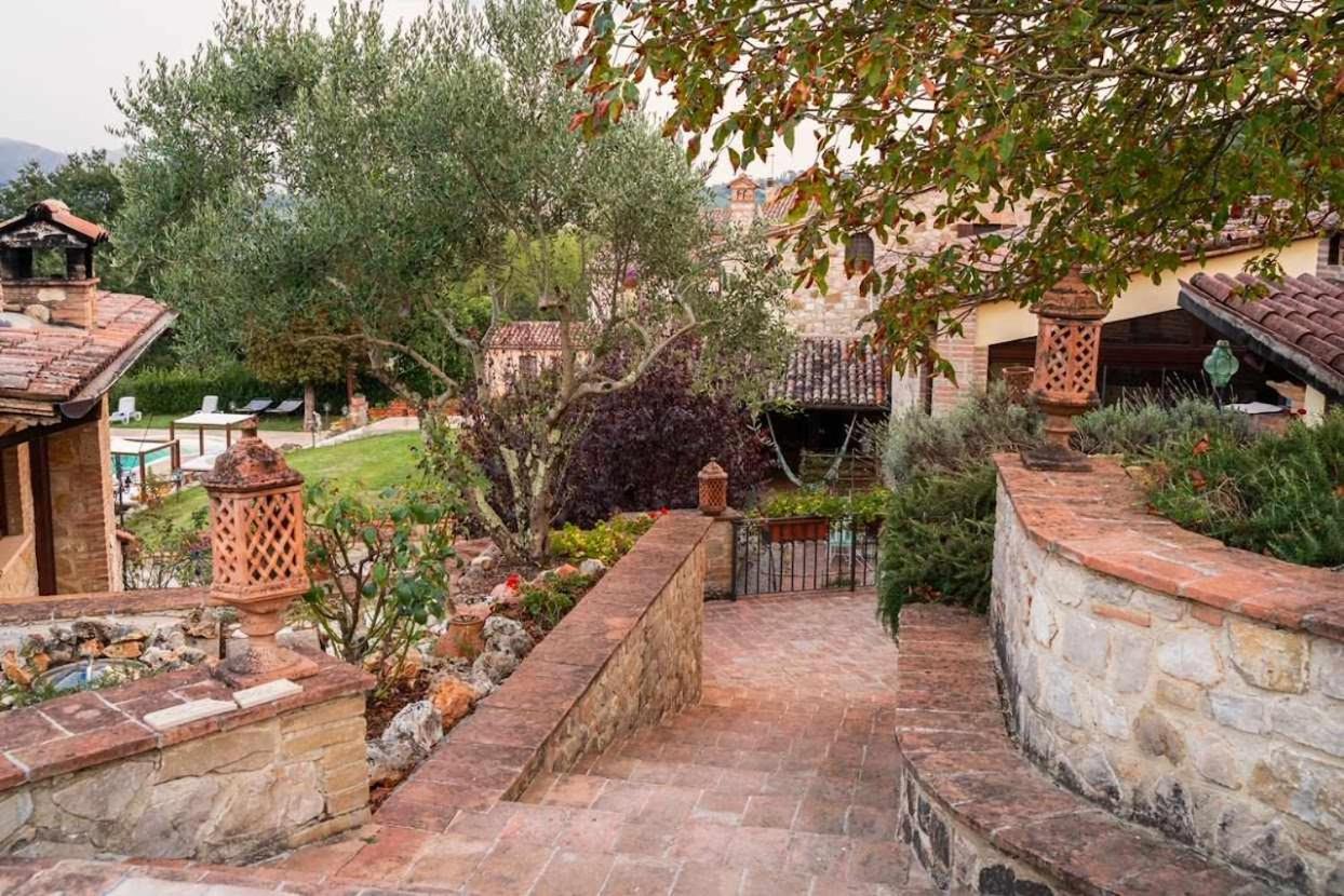 Residenza Collefiorito Aparthotel Todi Exterior foto